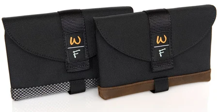 sleevecase_touchpad_indium_leather.jpg