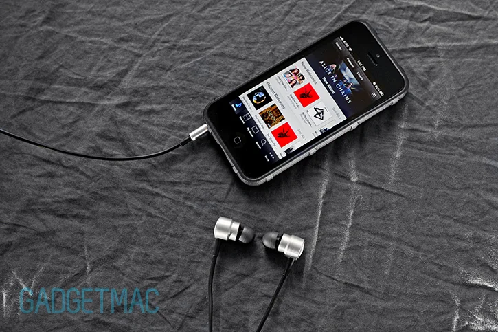 akg_k391_nc_in_ear_headphones_with_active_noise_cancellation.jpg