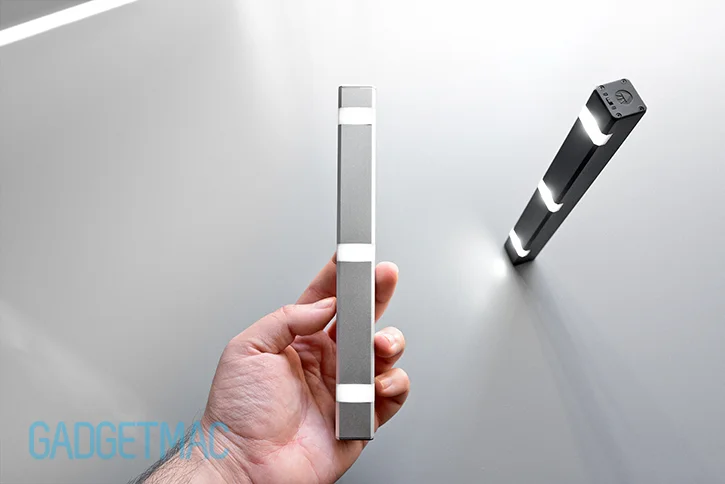 id_america_aluminum_portable_led_battery_charger_and_lightbar.jpg