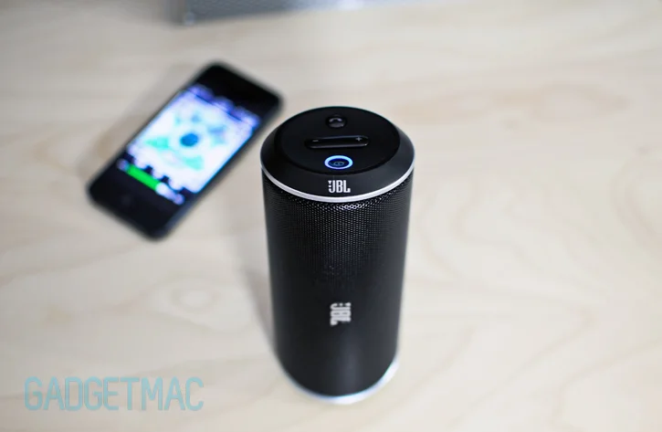 jbl_flip_portable_bluetooth_speaker_top.jpg
