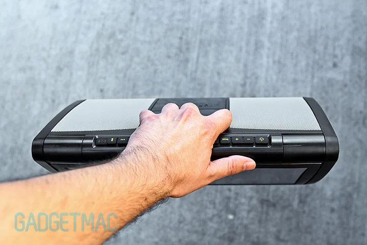eton_rukus_xl_portable_solar_powered_speaker_carry_handle.jpg