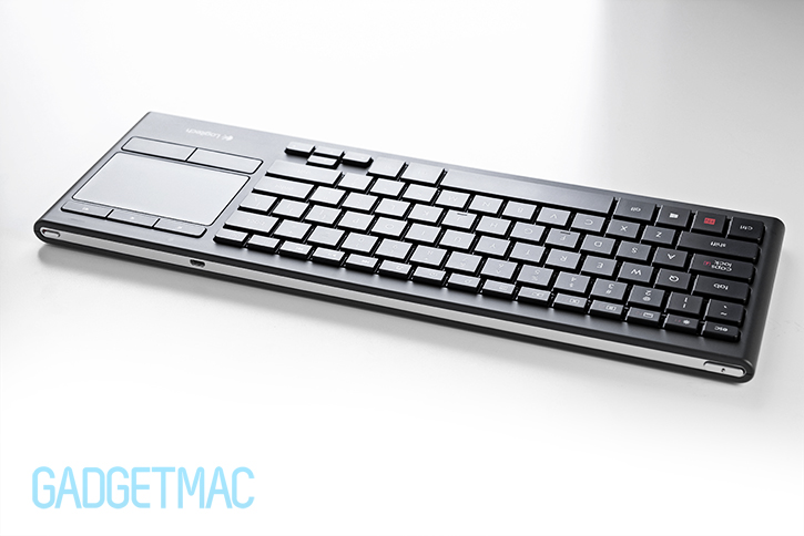 logitech_illuminated_living_room_wireless_keyboard_back.jpg