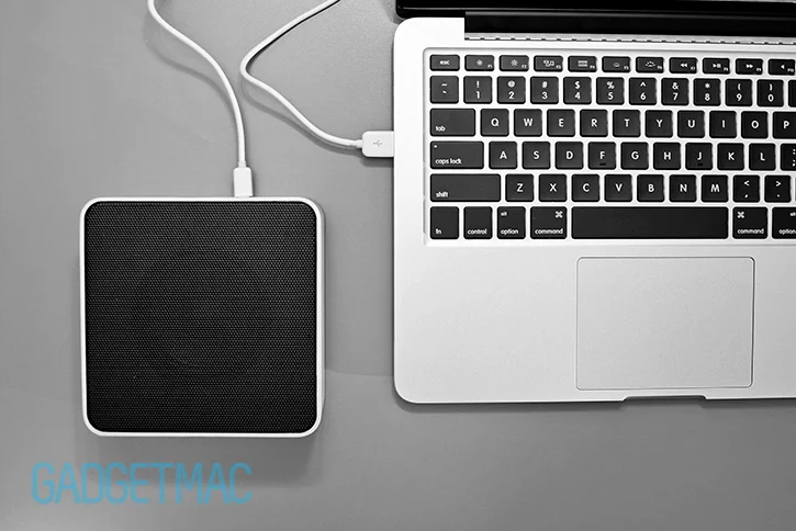 twelve_south_bassjump_2_usb_powered_subwoofer_with_retina_macbook_pro.jpg