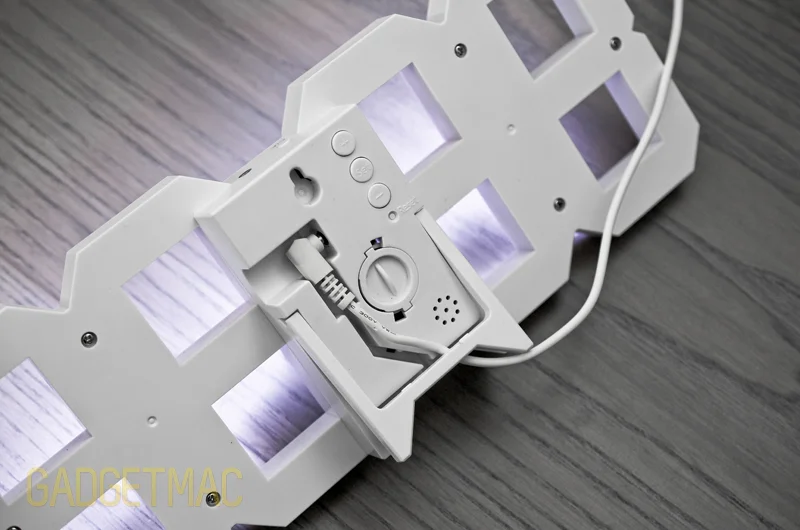 kibardin_white_and_white_led_clock_back.jpg