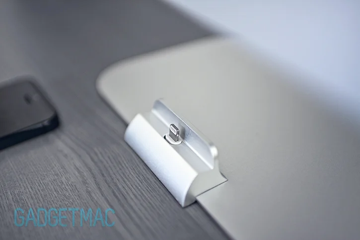 ocdock_mini_iphone_5_lightning_dock.jpg