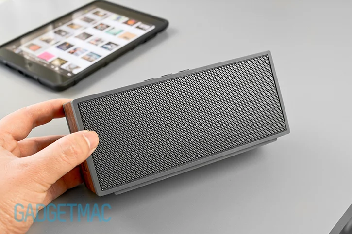 grain_audio_pws_portable_wireless_bluetooth_woodgrain_speaker.jpg
