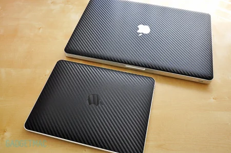 The Lucky Labs Teksure Carbon Fiber Skin MacBook Pro 15%22 Top.jpg