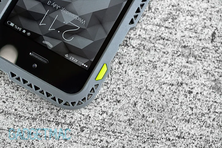 lunatik_seismik_iphone_5_case_silent_switch.jpg