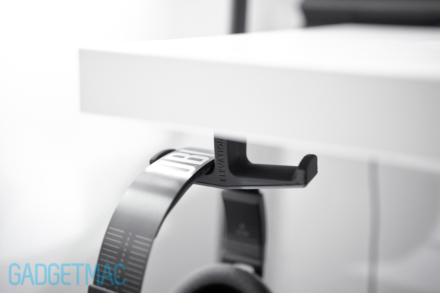 elevation-lab-anchor-under-desk-headphone-mount_2.jpg