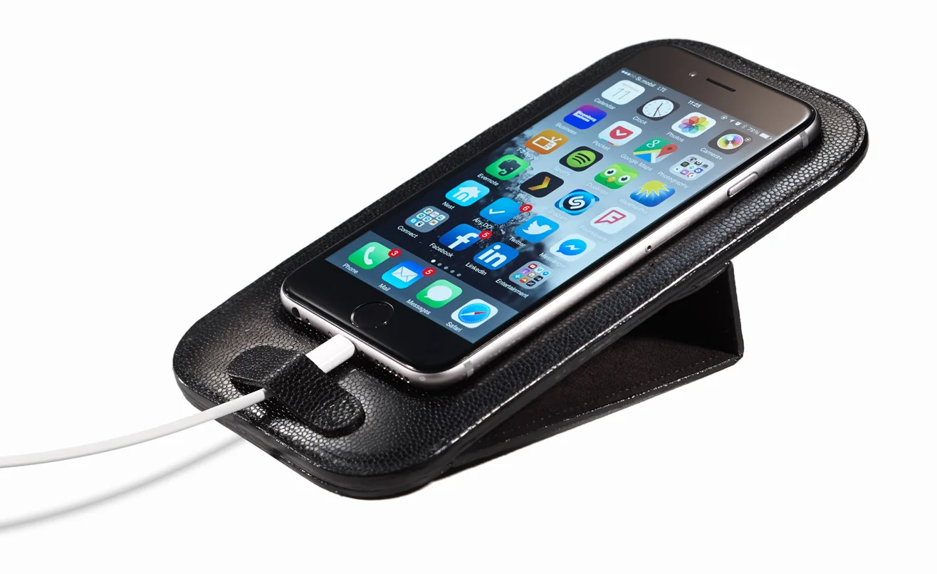 calypsocrystal_calypsopad_leather_desk_pad_for_iphone_6_6_plus.jpg