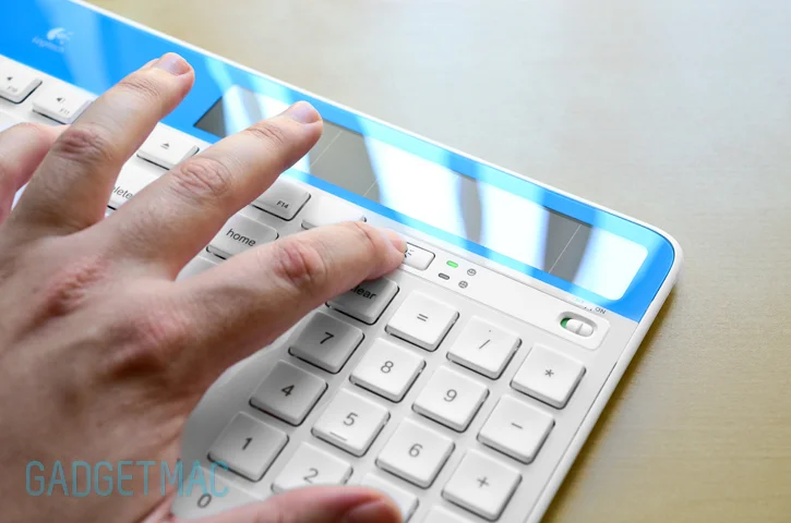 logitech_k750_mac_solarcheck.jpg