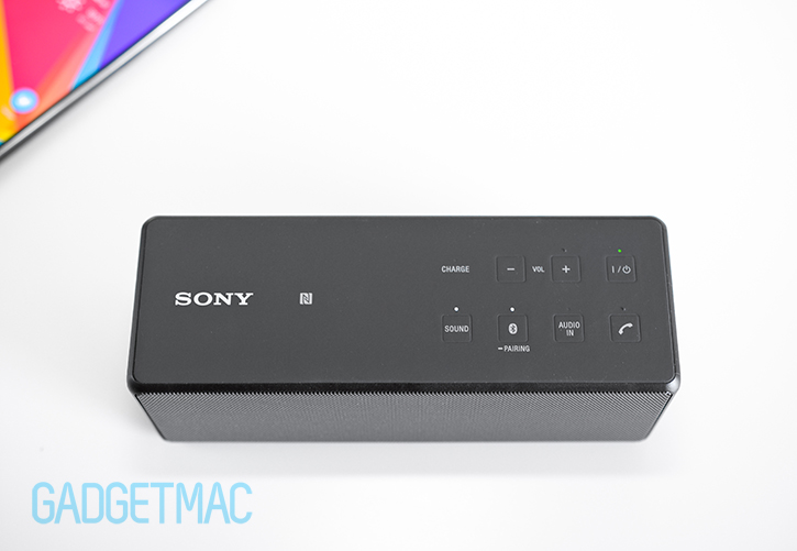 sony-srs-x3-control-button-interface.jpg