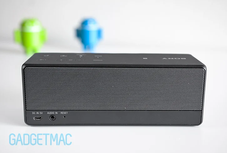 sony-srs-x3-portable-wireless-speaker-back-inputs.jpg