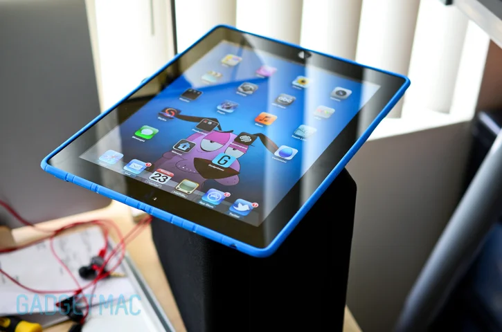 xtrememac_tuffwrap_ipad_3rd_gen_case.jpg