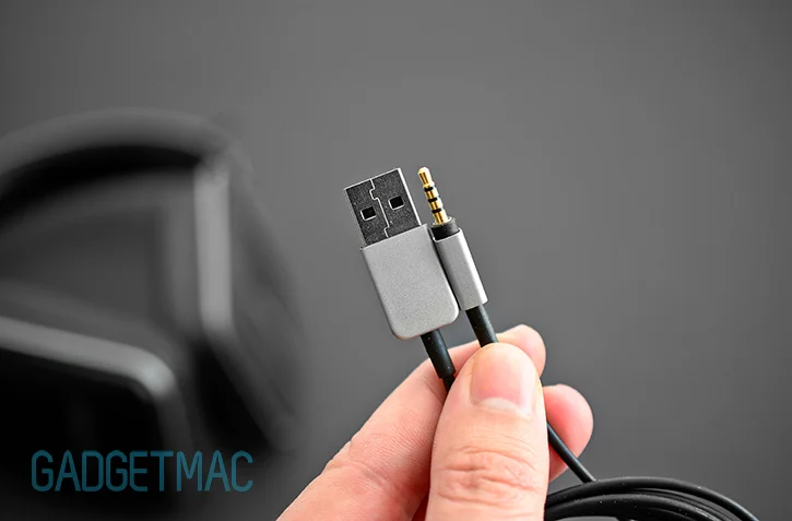 harman_kardon_nc_headphones_usb_charging_cable.jpg