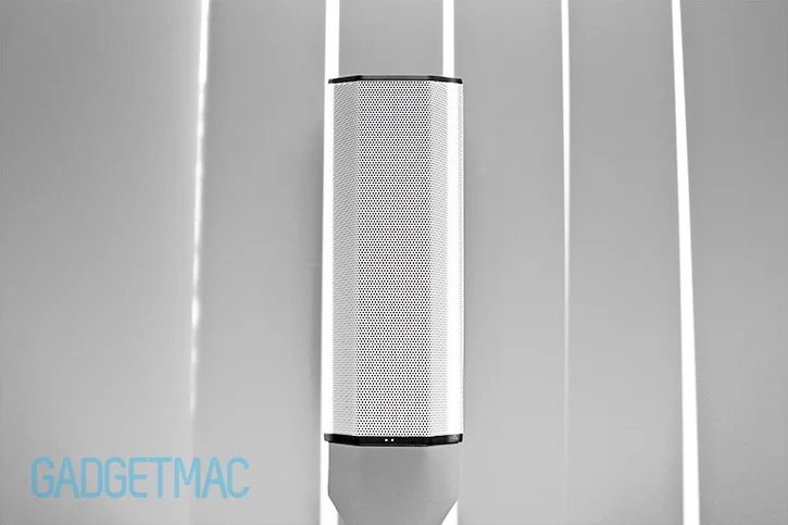 creative_labs_sound_blasteraxx_axx_200_front.jpg