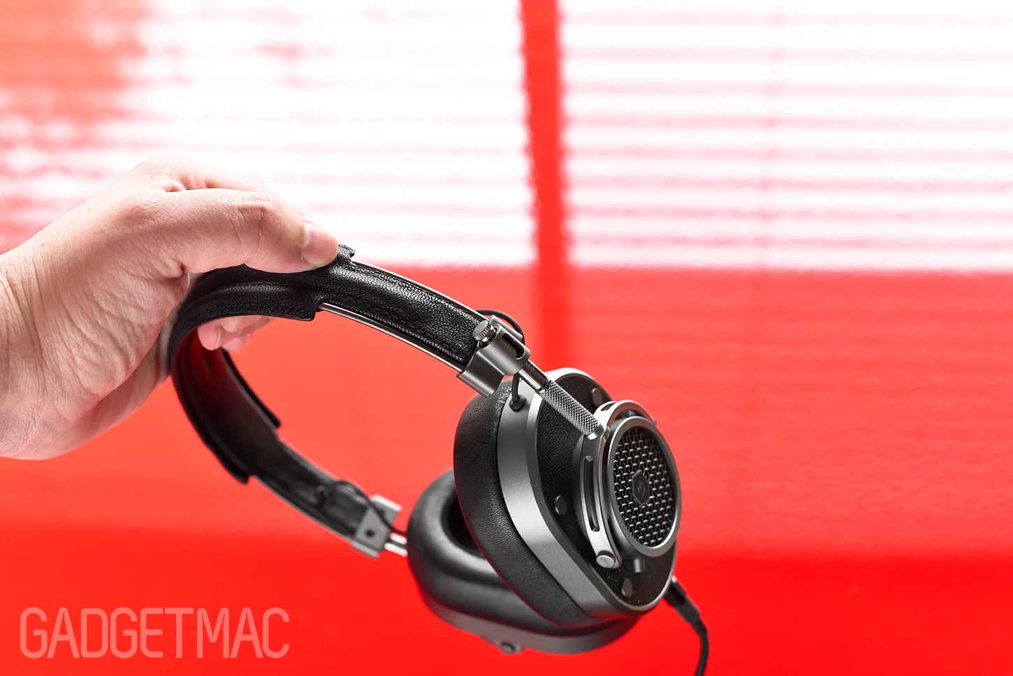 Master & Dynamic MH40 OverEar Headphones Review — Gadgetmac