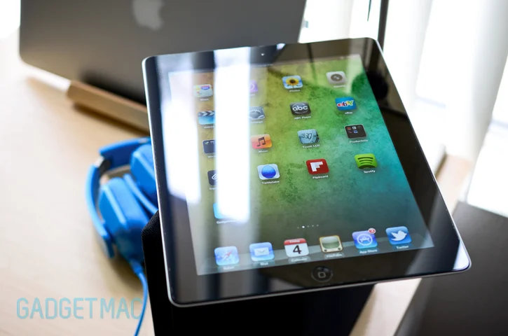 spigen_sgp_glas_t_new_ipad_3rd_gen.jpg