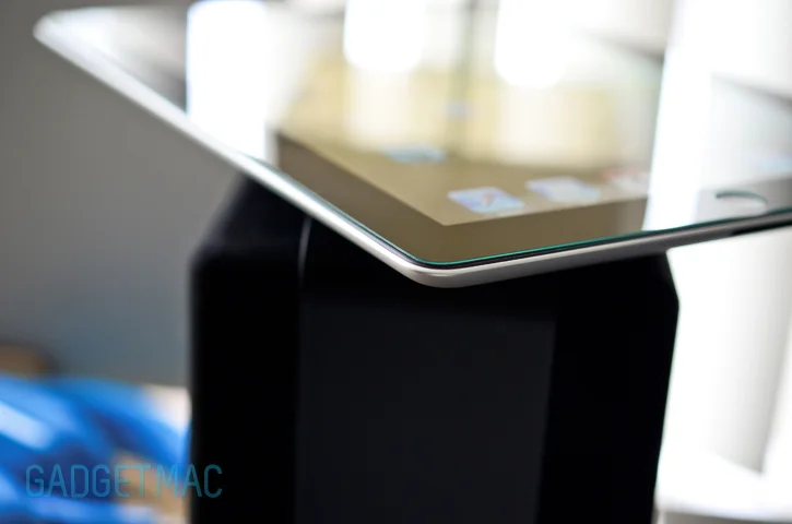 spigen_sgp_glas_t_new_ipad_3rd_gen_corner.jpg