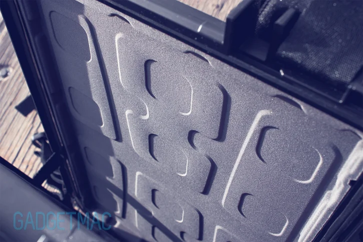 pelican_progear_s100_crushproof_laptop_compartment.jpg