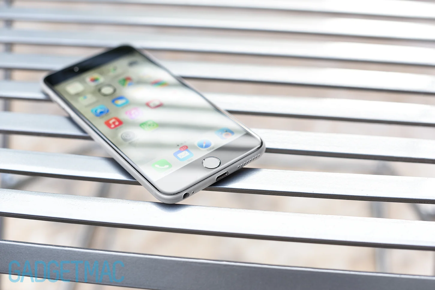 shumuri-slim-iphone-6-6-plus-case-clear-side-corner-edge.jpg