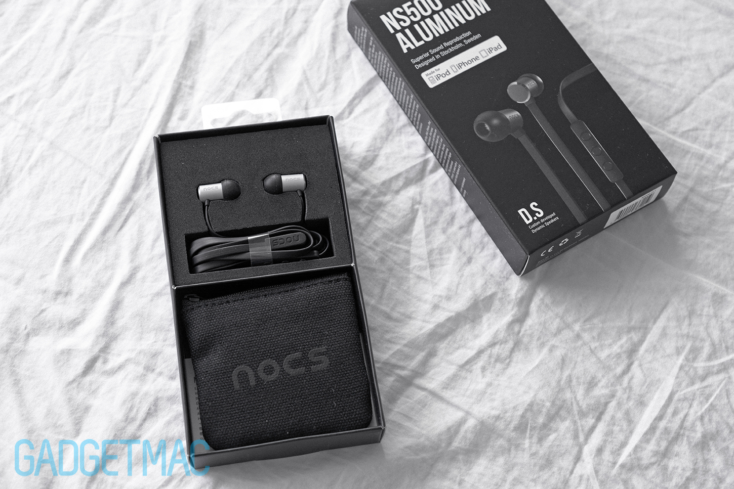 nocs-ns500-aluminum-unboxed.jpg