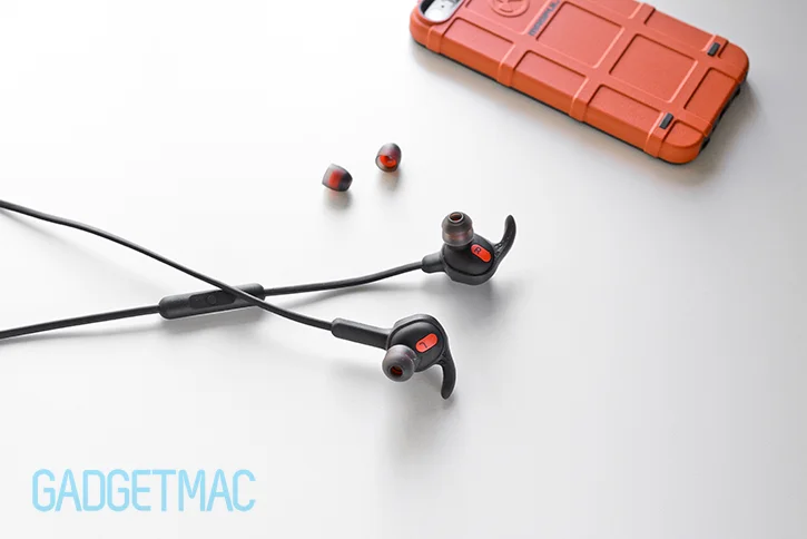 jabra_rox_wireless_in_ear_headphones_earwings_2.jpg