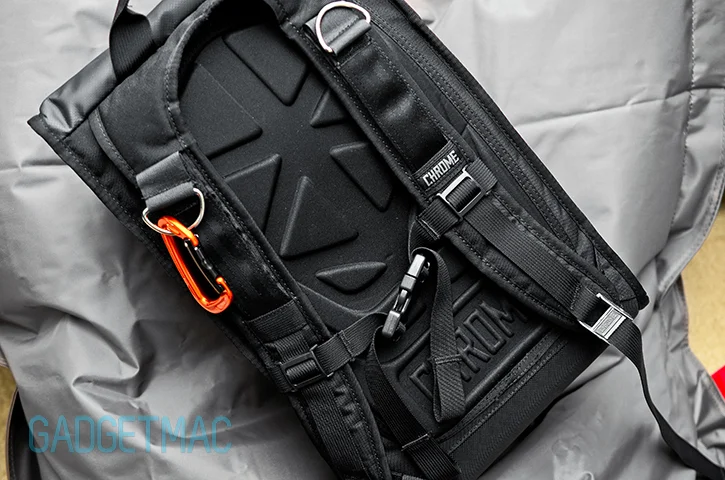 chrome_niko_camera_pack_backpack_back_padding.jpg