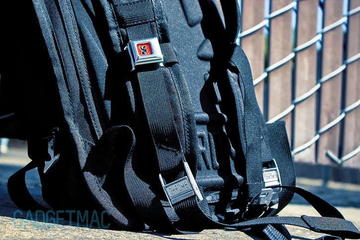 chrome_bravo_straps.jpg