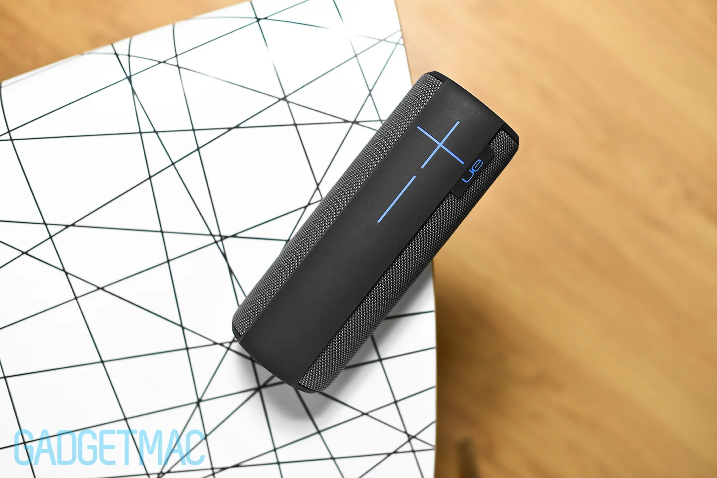 ultimate-ears-ue-megaboom-portable-bluetooth-speaker-black-front.jpg
