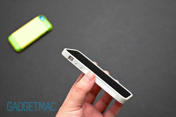 switcheasy_tones_iphone_5s_case_buttons.jpg