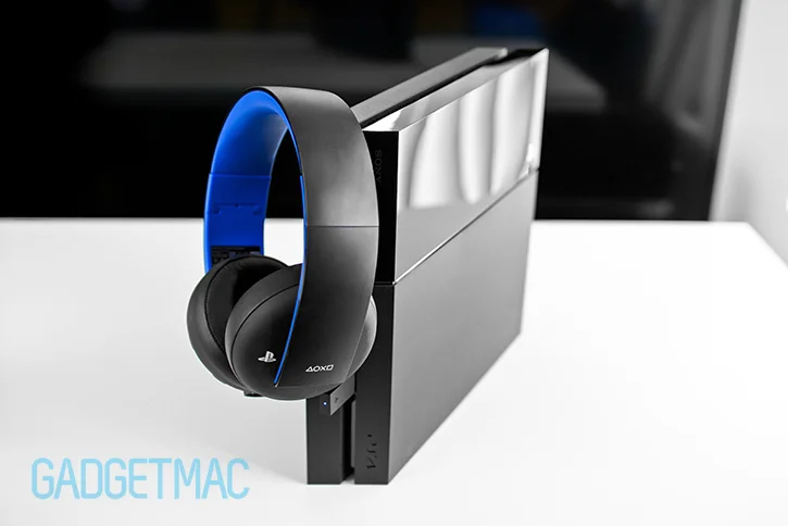 sony_gold_ps4_wireless_headset_headphones.jpg