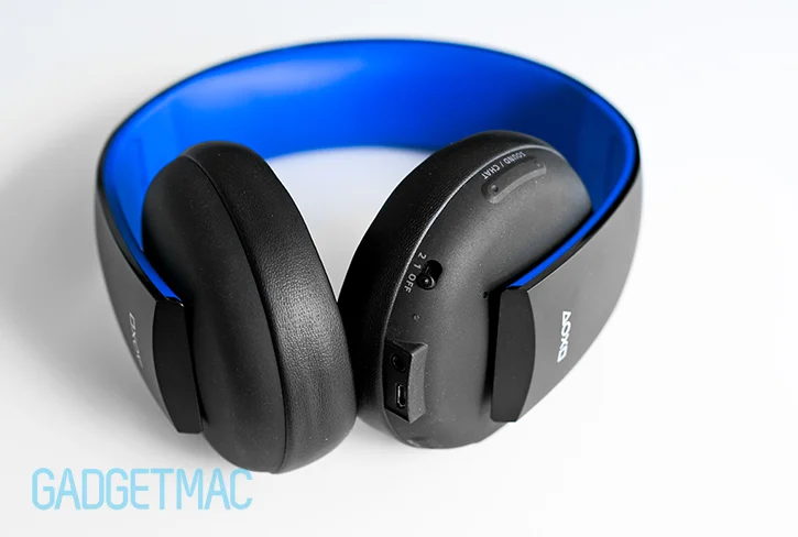 sony_gold_wireless_ps4_headset_2.jpg