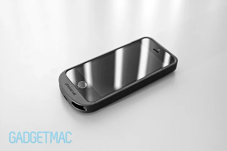 phonesuit_elite_5_iphone_5s_battery_case_audio_ports.jpg