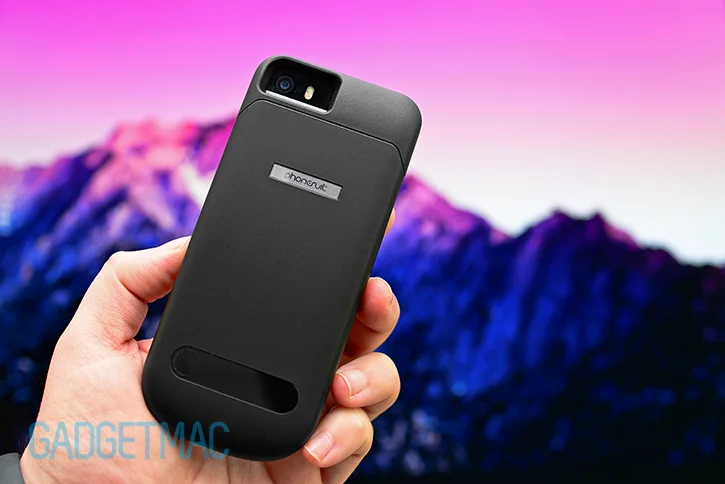 phonesuit_elite_5_iphone_5s_battery_case_back_matte_black.jpg