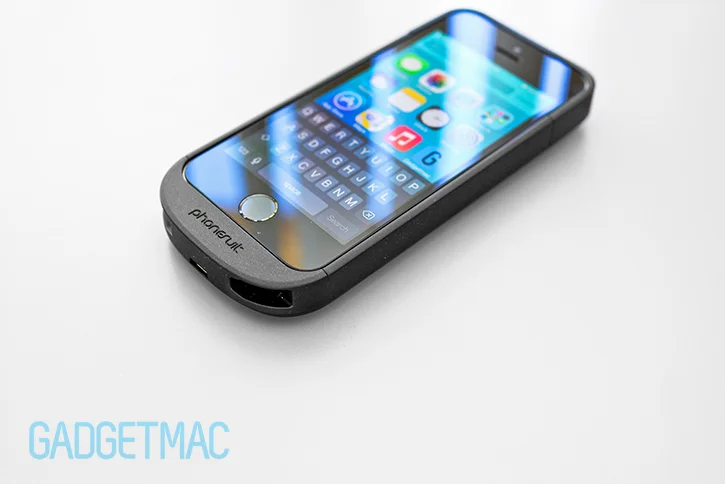 phonesuit_elite_5_iphone_5s_battery_case_1.jpg