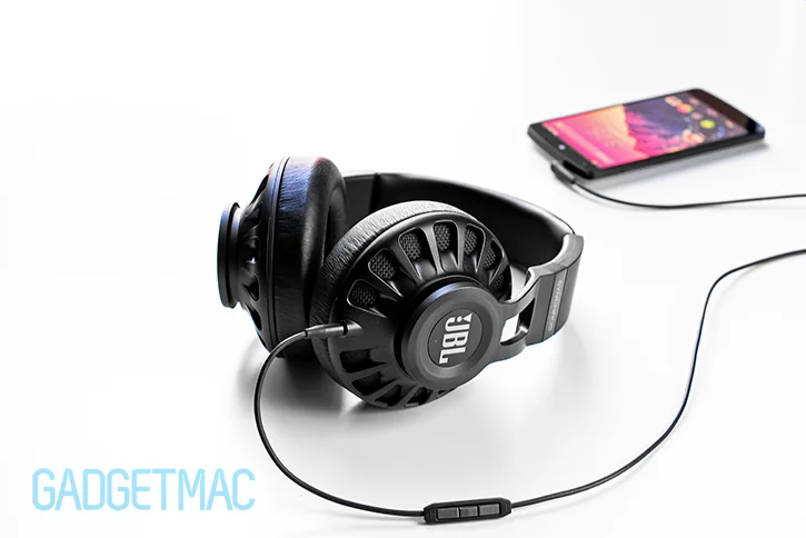 JBL Synchros S700 Headphones Review — Gadgetmac