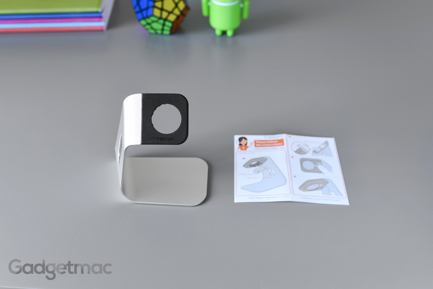 spigen-s330-apple-watch-stand-dock-unboxed-setup-guide.jpg