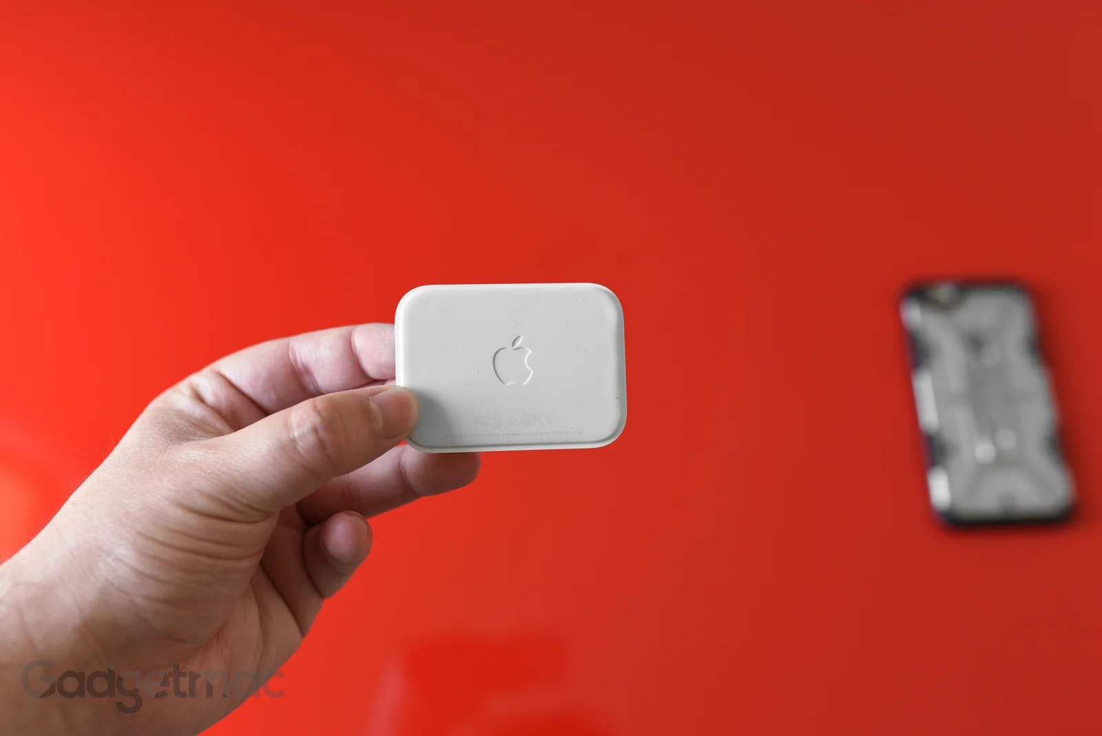 apple-iphone-lightning-dock-bottom.jpg