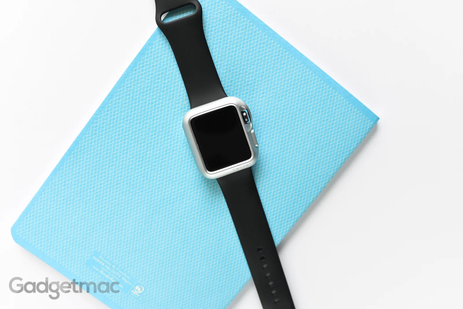 spigen-slim-armor-silver-case-for-apple-watch-top-view.jpg