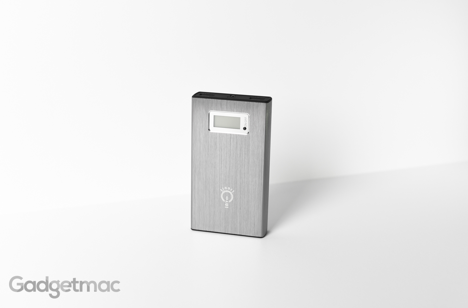 intocircuit_2nd_gen_power_castle_15000mah_external_battery_brushed_aluminum.jpg