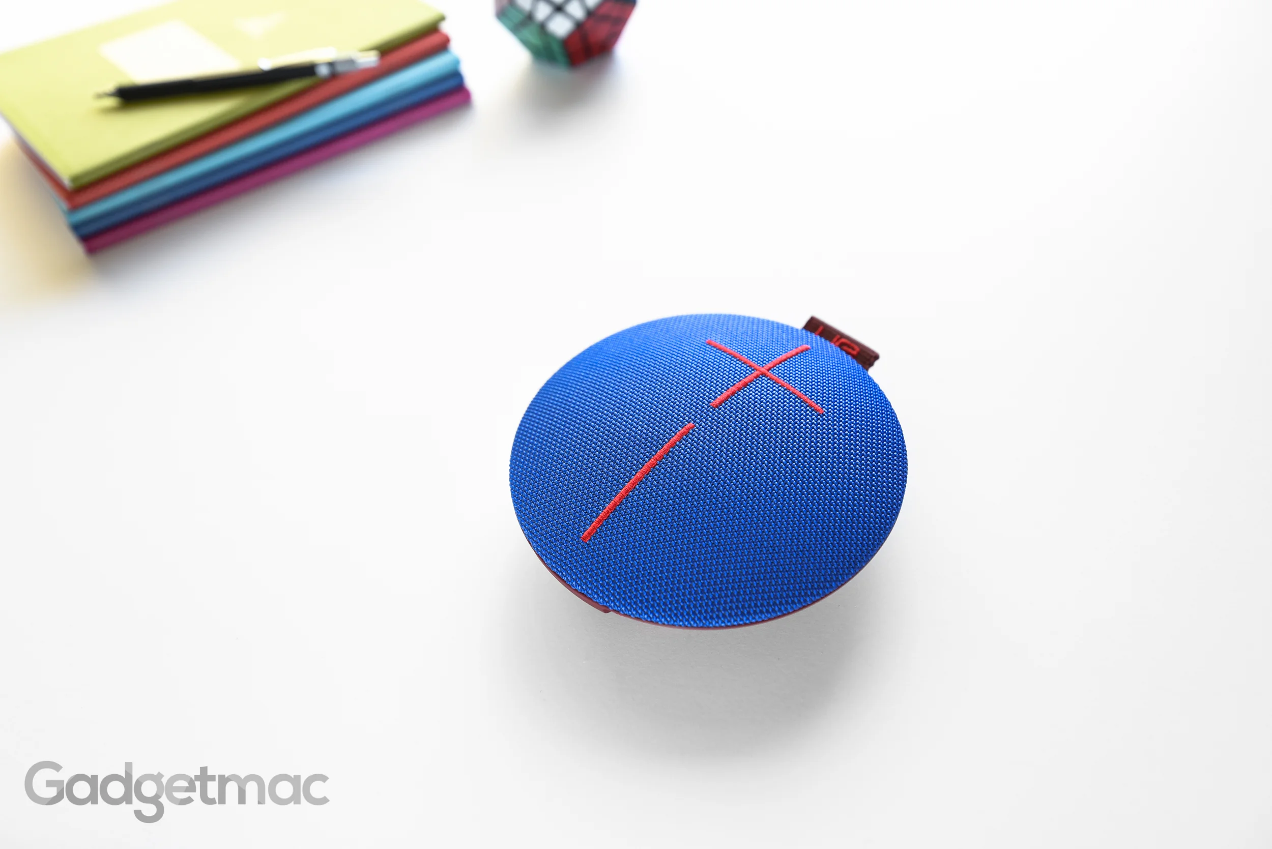 ultimate_ears_ue_roll_portable_speaker_hero.jpg
