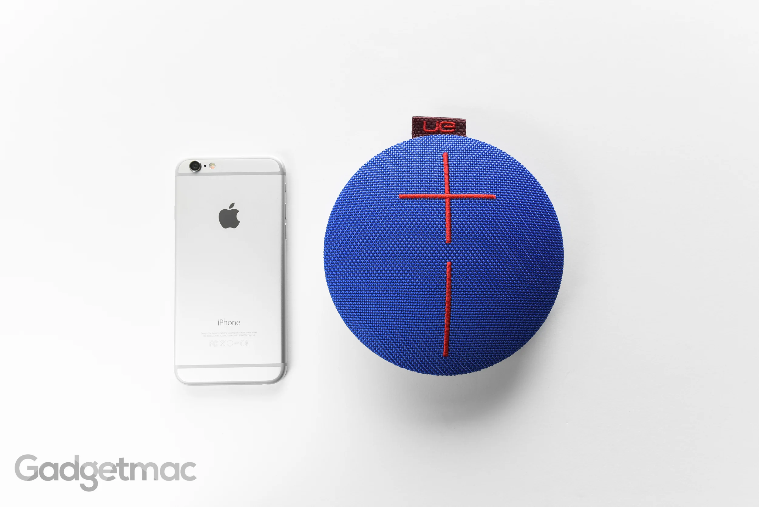 ultimate_ears_ue_roll_size_reference_iphone_6.jpg