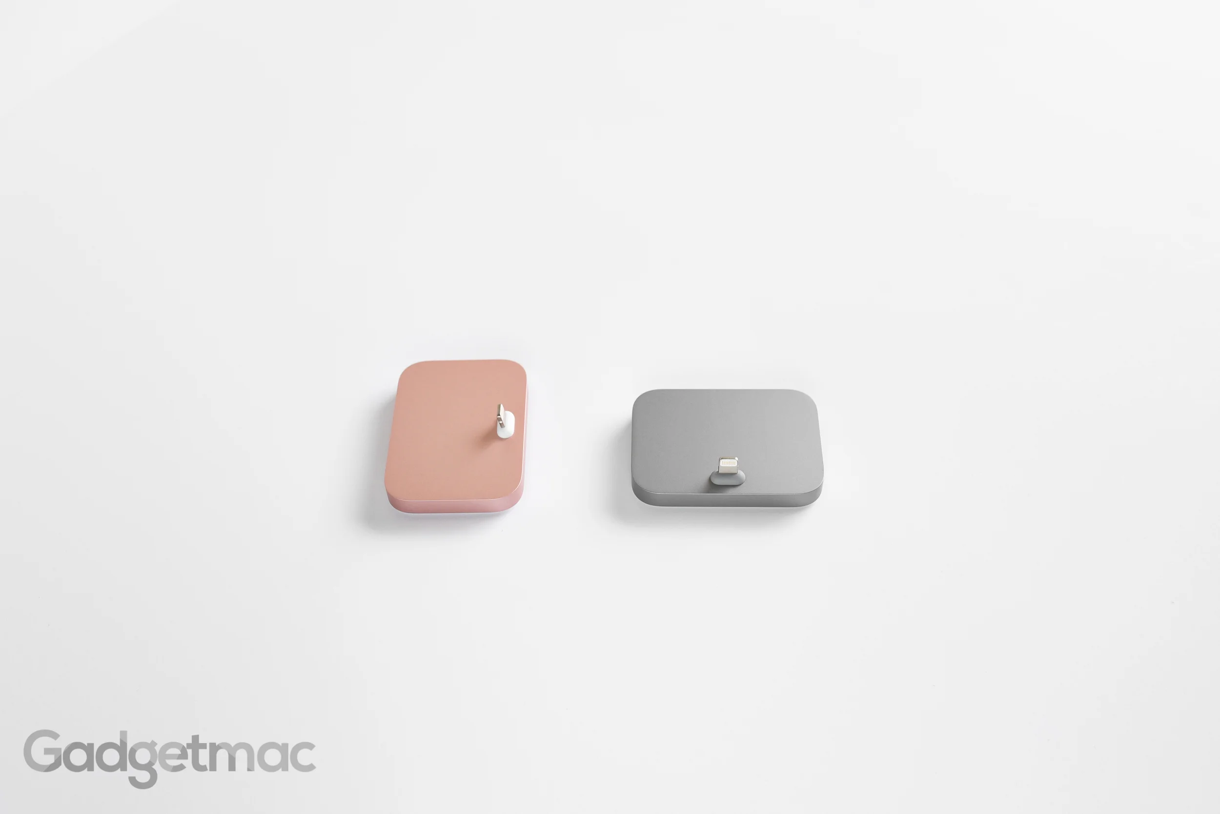apple-metal-iphone-6s-lightning-dock.jpg