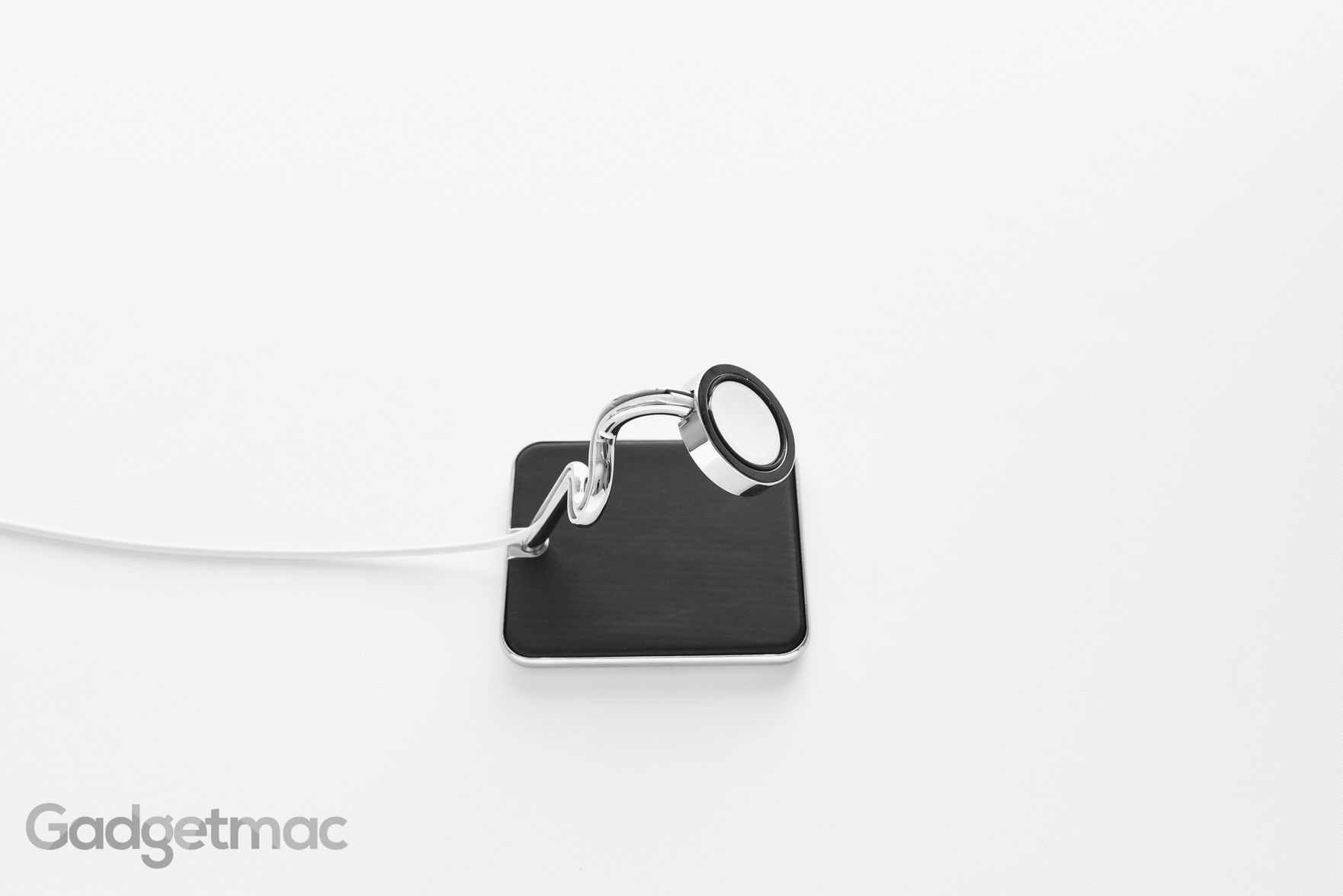 forte-apple-watch-charging-stand.gif