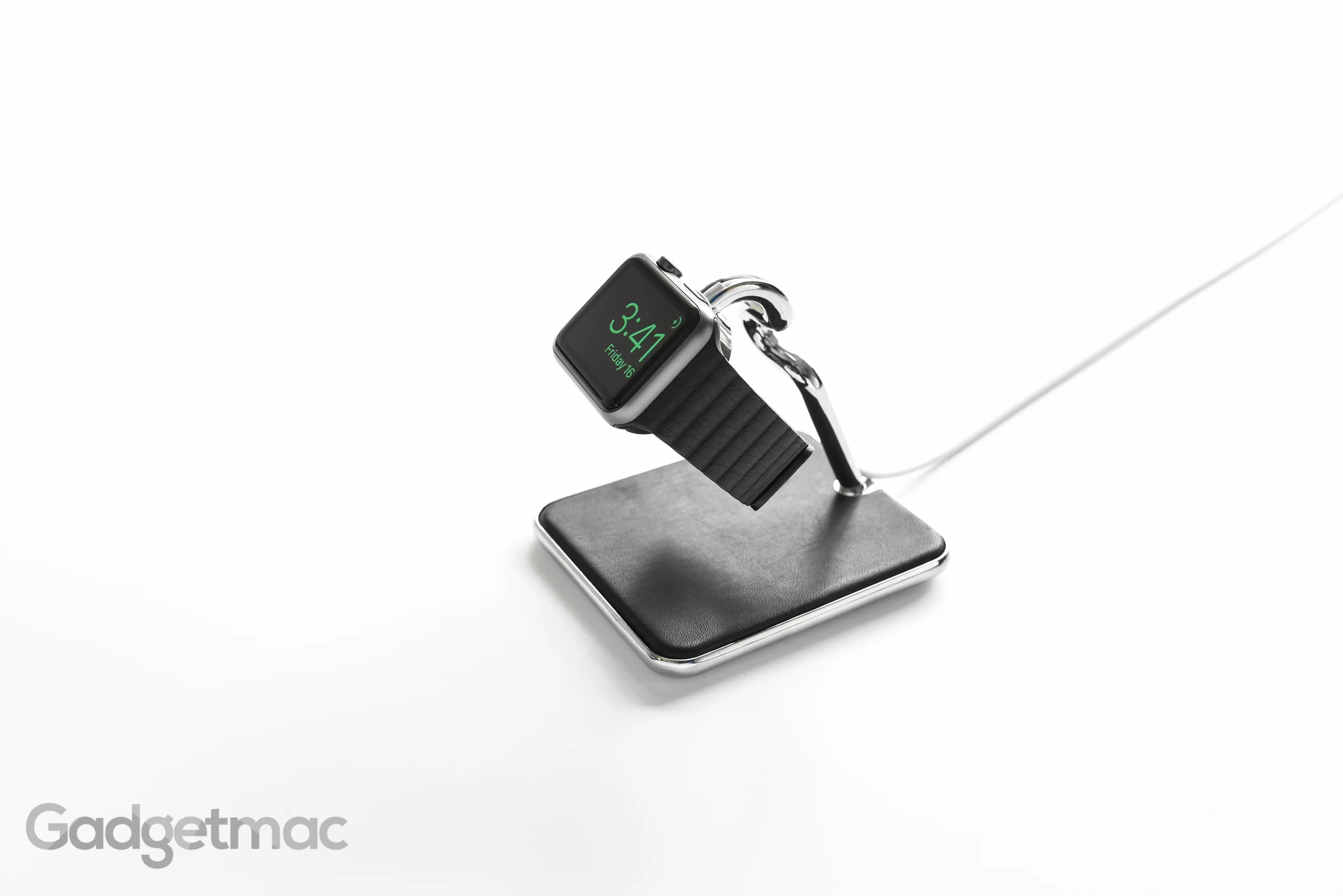 premium-apple-watch-forte-charging-stand.jpg