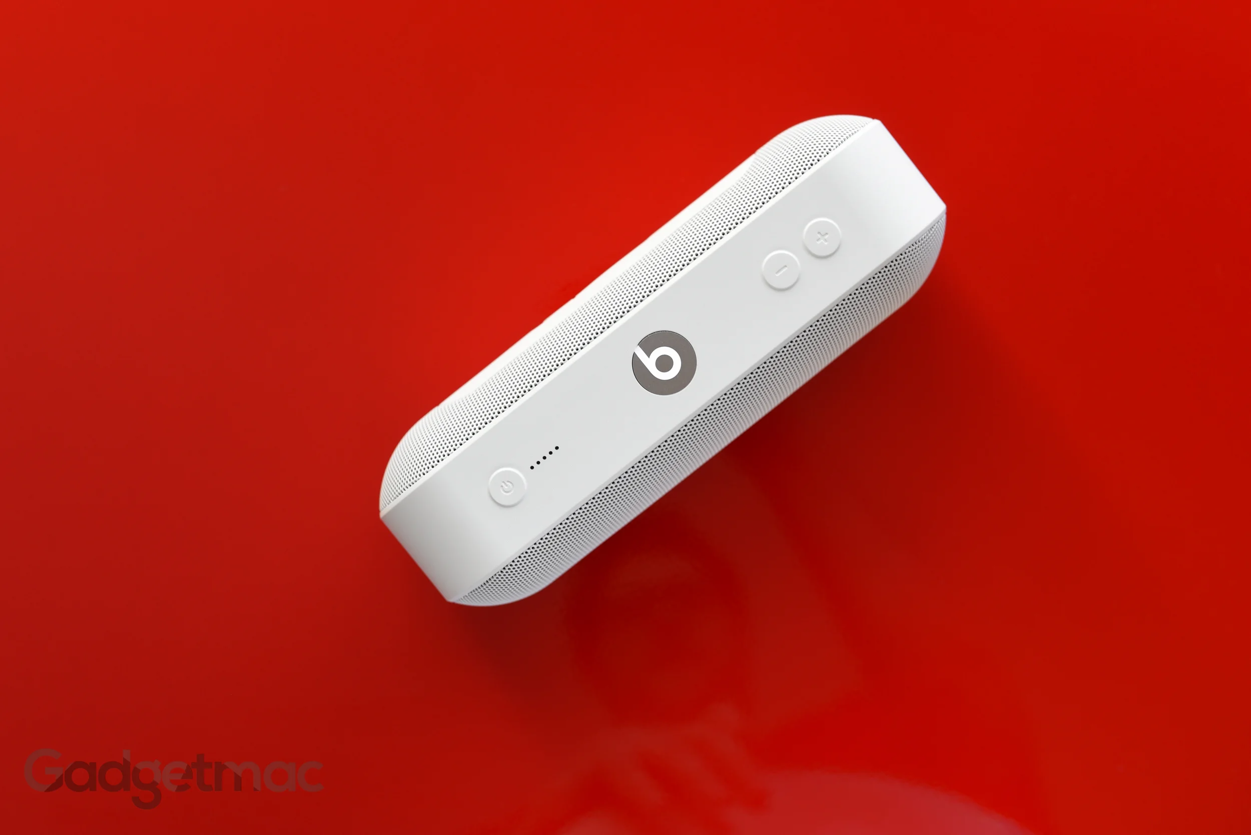 beats-pill-plus-white.jpg