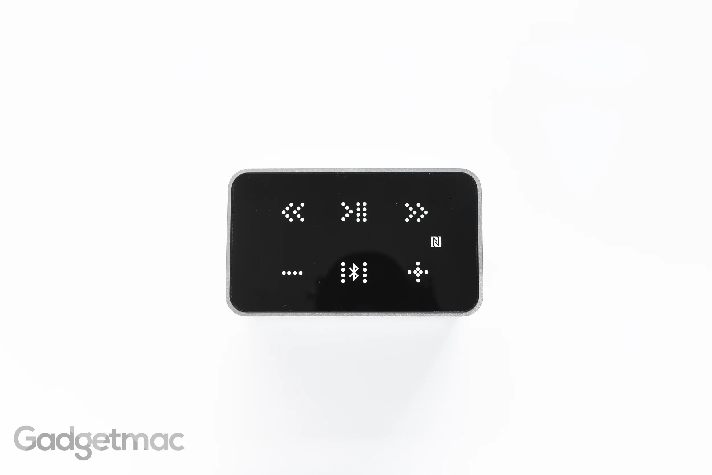 paww-soundbox-10-touch-interface.jpg