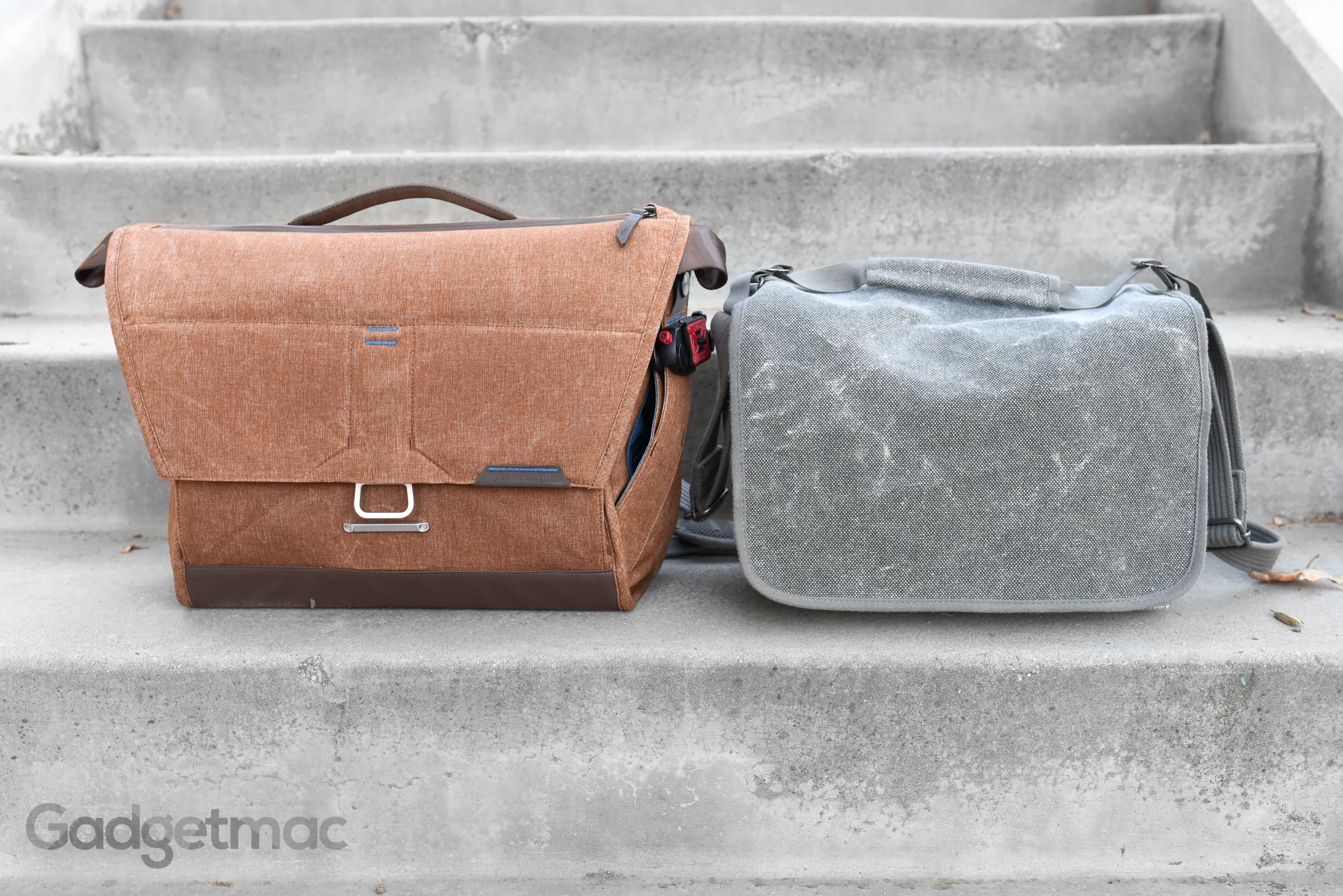 peak-design-everyday-messenger-vs-thinktank-retrospective-7-camera-bag.jpg