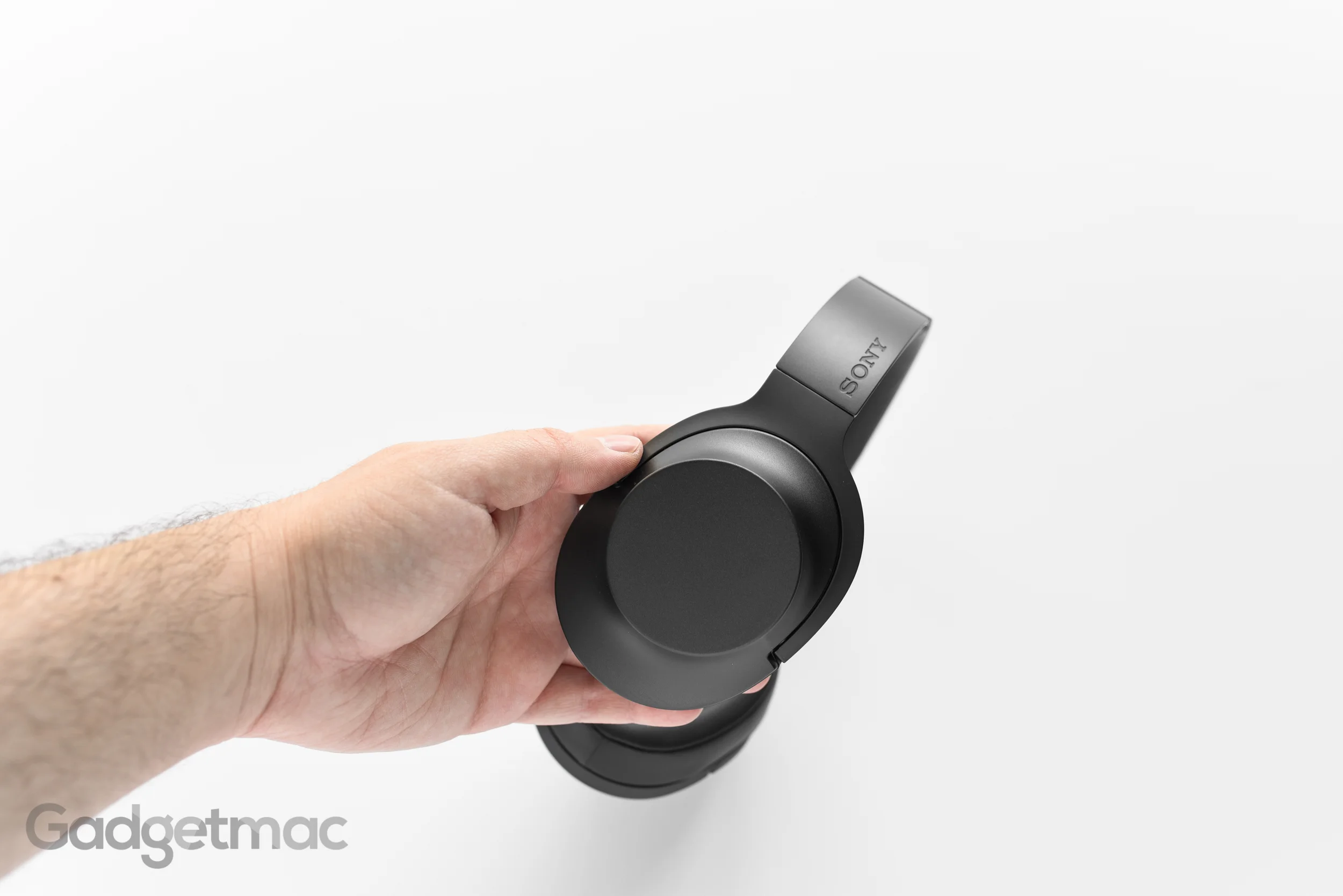 sony-hear-on-black.jpg